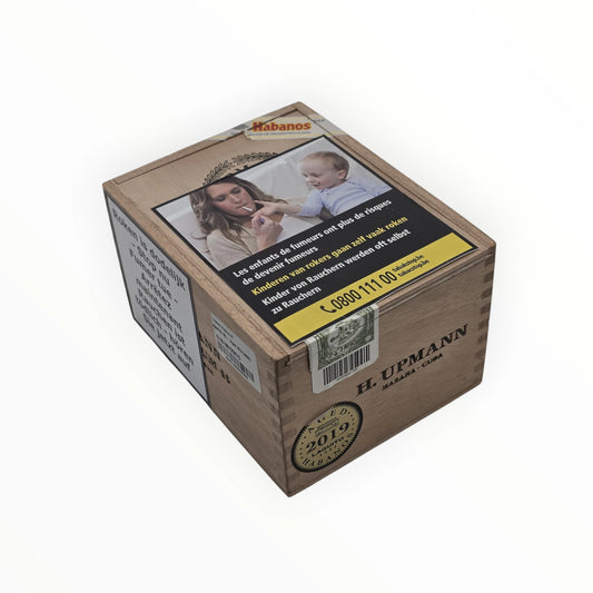 H. Upmann Magnum 46 /25 — Aged 2019